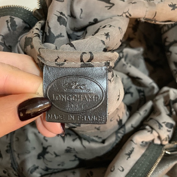 Longchamp large le pliage cuir in medium grey! - Picture 4 of 6